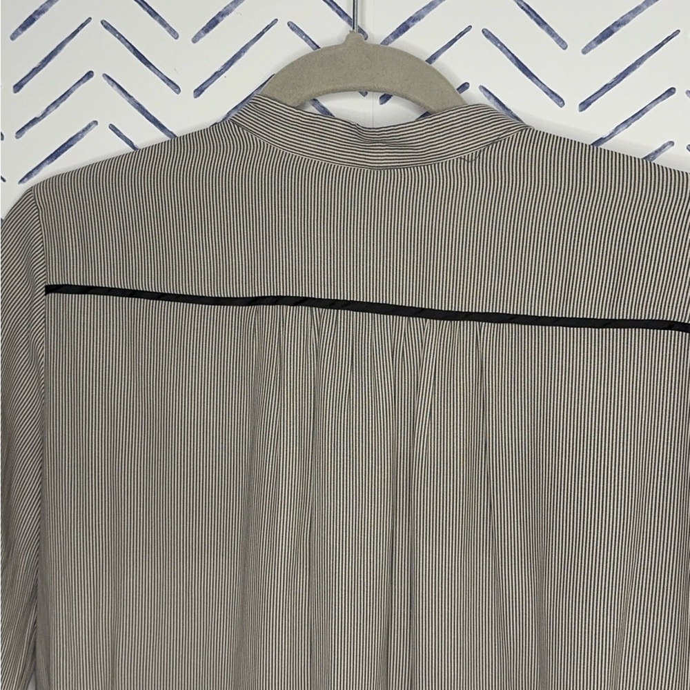 Free People Pebble Crepe "Free Bird" Stripe Top black stripe - Picture 10 of 14